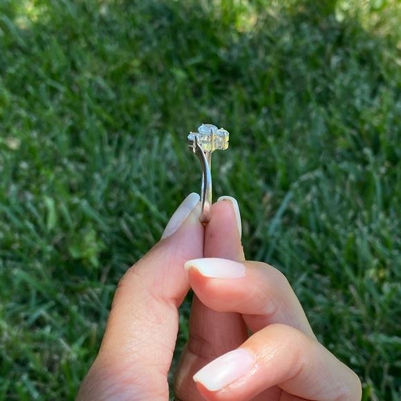 Stamped Sterling Silver Three Stone Ring - Picture 2 of 7